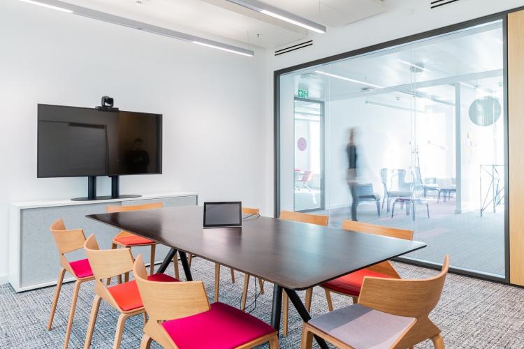 Astellas im Newton