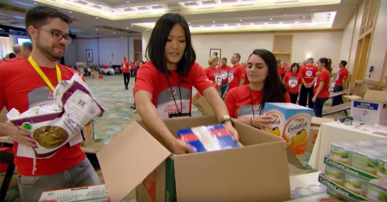 Astellas staff pack nutritious meals together